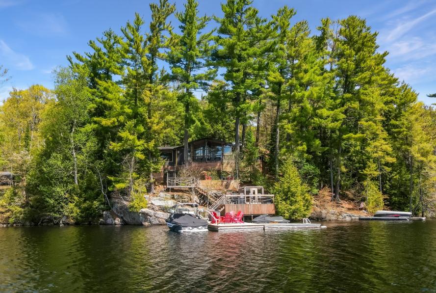 1025 Huckleberry Lane on Little Kennisis Lake, Haliburton listed by Troy Austen Real Estate Team, Re/Max Professionals North 1025 Huckleberry Lane on Little Kennisis Lake, Haliburton listed by Troy Austen Real Estate Team, Re/Max Professionals North